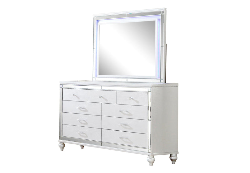 Sterling King 5 PC LED Bedroom set made with wood in White Color - Supfirm